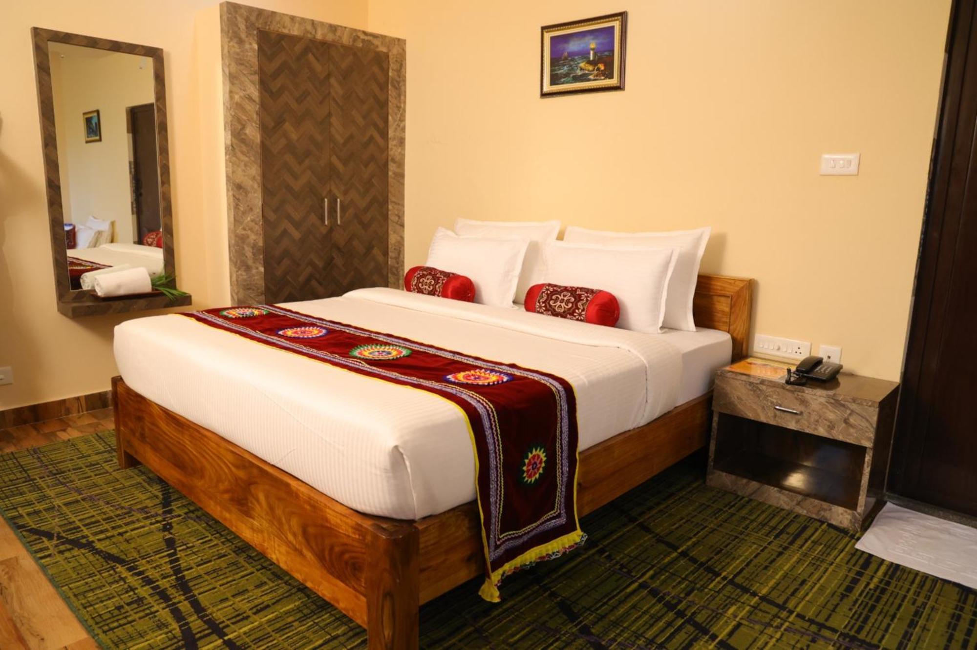 Goroomgo Silicon Residency Puri Near Sea Beach & Temple - Luxurious Room - Lift And Parking Facilities - Best Seller ภายนอก รูปภาพ