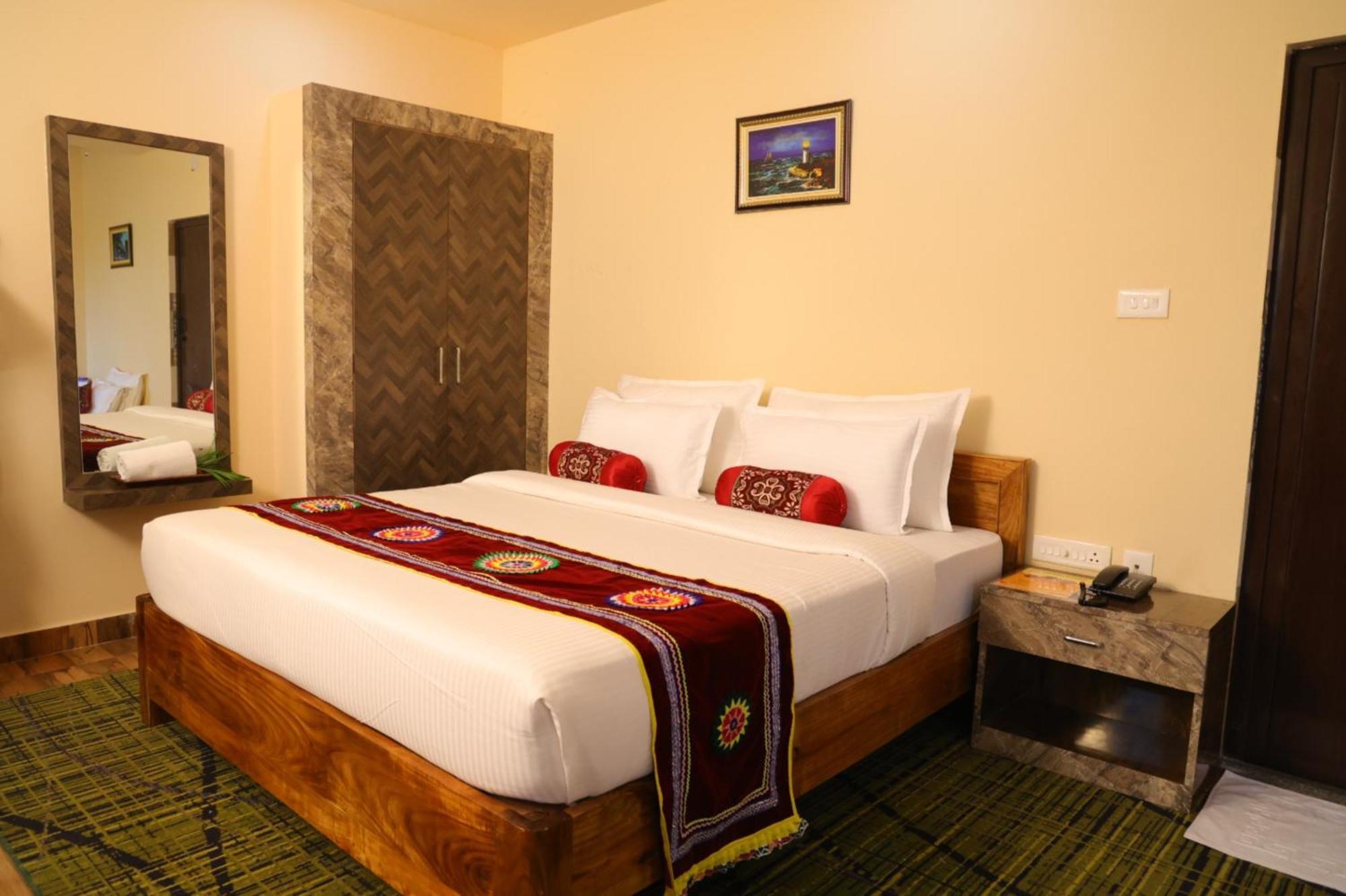 Goroomgo Silicon Residency Puri Near Sea Beach & Temple - Luxurious Room - Lift And Parking Facilities - Best Seller ภายนอก รูปภาพ