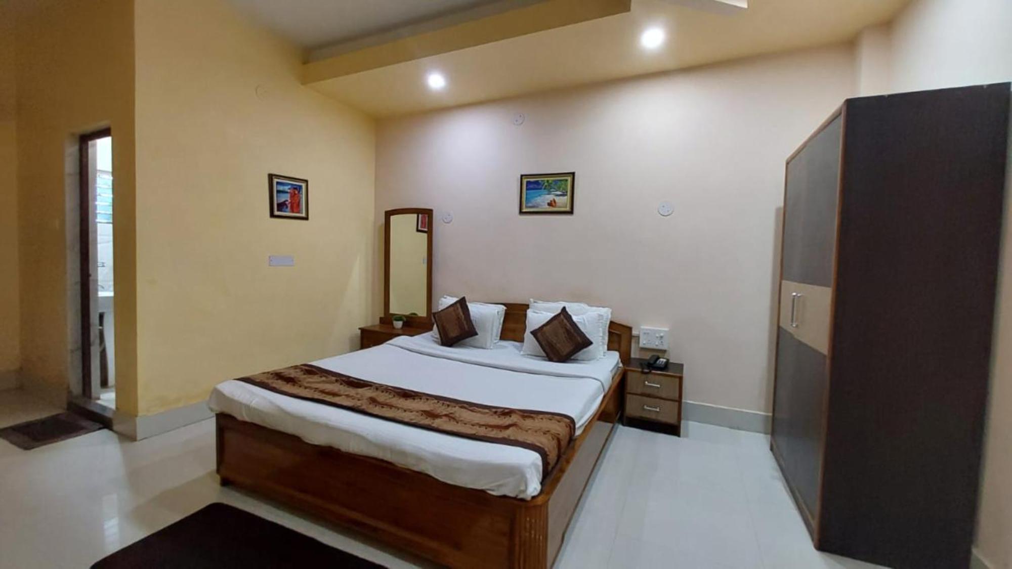 Goroomgo Silicon Residency Puri Near Sea Beach & Temple - Luxurious Room - Lift And Parking Facilities - Best Seller ภายนอก รูปภาพ
