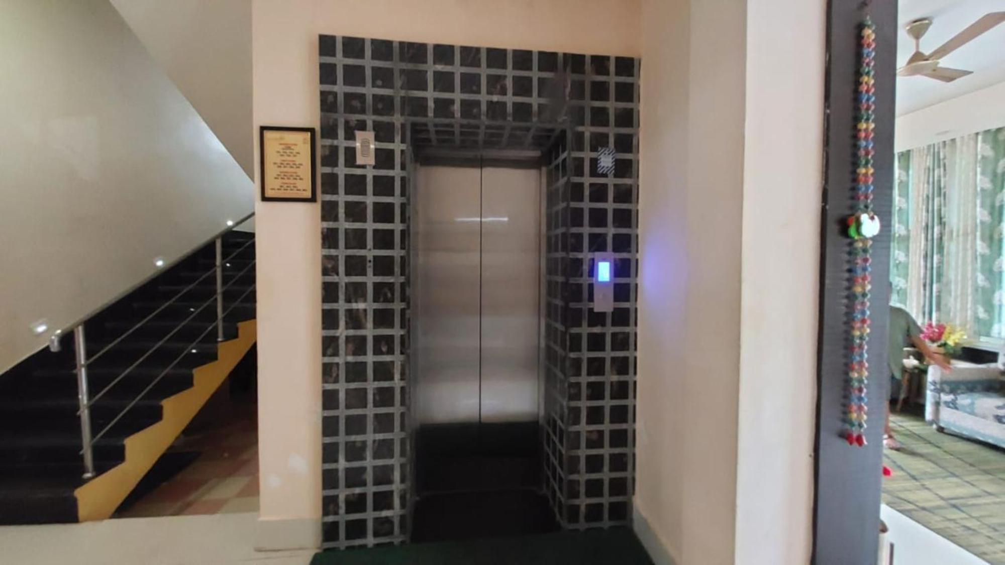 Goroomgo Silicon Residency Puri Near Sea Beach & Temple - Luxurious Room - Lift And Parking Facilities - Best Seller ภายนอก รูปภาพ